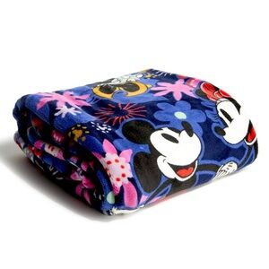 Disney Vera Bradley Throw Blanket ✨ NWT
